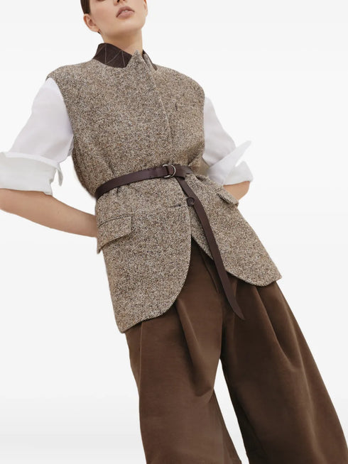VEST